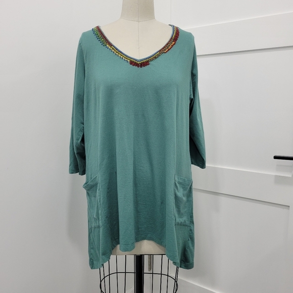 LOGO by Lori Goldstein Tops - LOGO Lori Goldstein Women's Green Knit Pocket Beaded Tunic Top Blouse Boho 1X